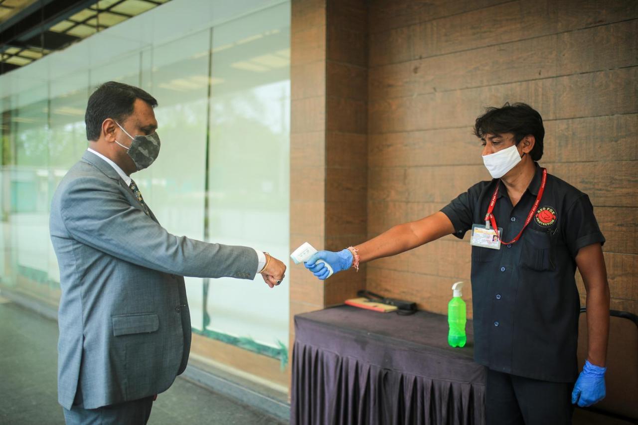 Hotel German Palace Near To Airport Gandhinagar Ngoại thất bức ảnh