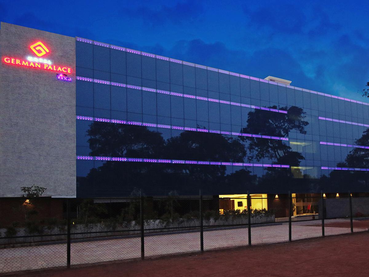 Hotel German Palace Near To Airport Gandhinagar Ngoại thất bức ảnh
