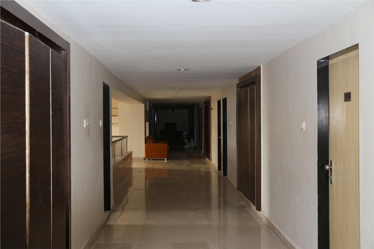 Hotel German Palace Near To Airport Gandhinagar Ngoại thất bức ảnh