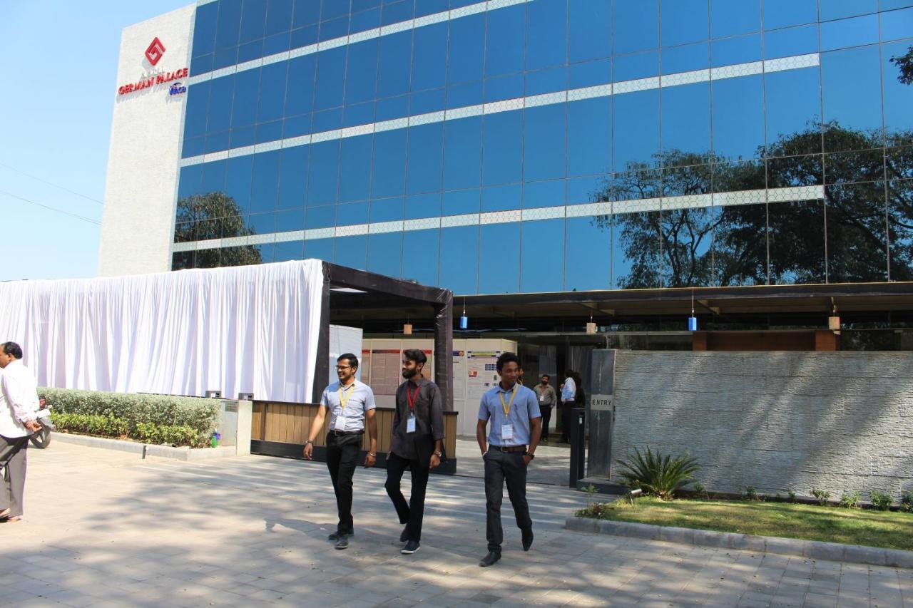Hotel German Palace Near To Airport Gandhinagar Ngoại thất bức ảnh